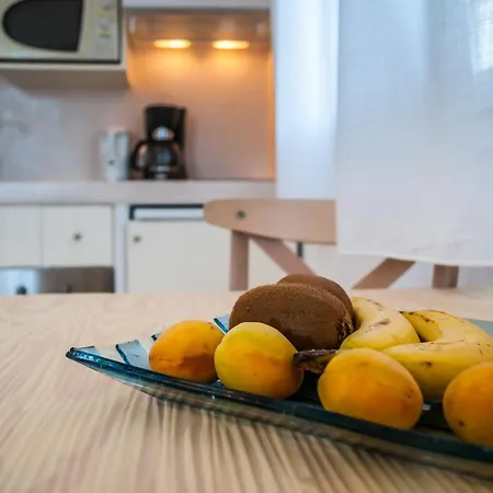 Hotel En Milo & Suites Pollonia