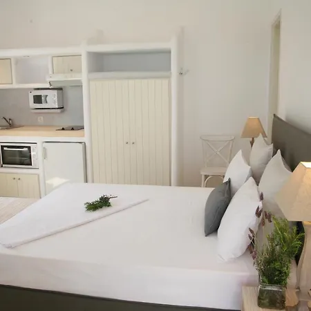 En Milo & Suites Отель *