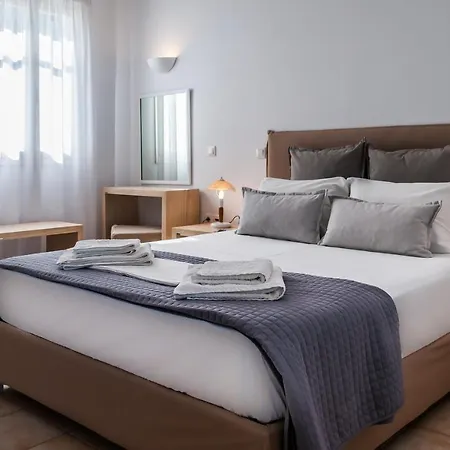 En Milo & Suites Отель Поллония